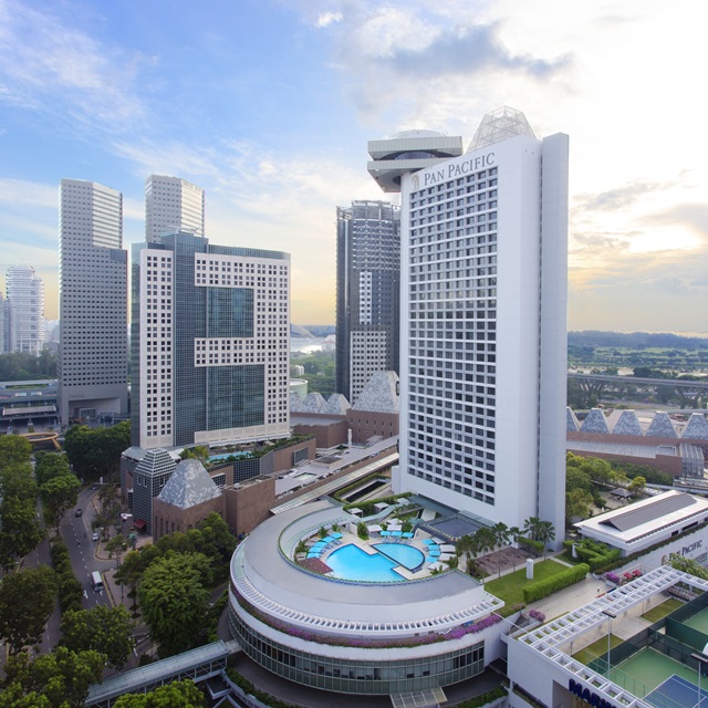 Pan Pacific Singapore - Bed and Breakfast with Dining Credit