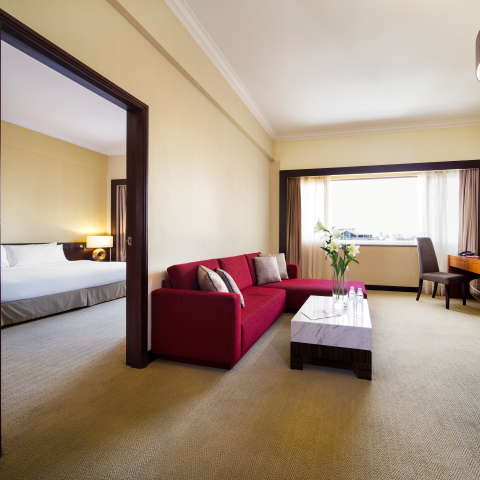 Suite Room: Extended Weekend Deals