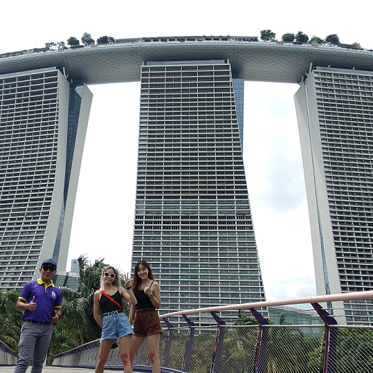 A Guided Tour of Marina Bay: The Twin Wonders